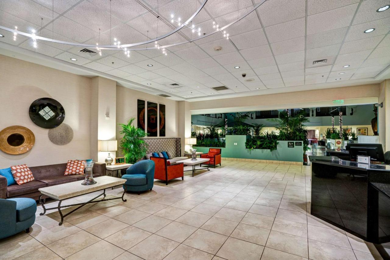 Embassy Suites Fort Myers - Estero Kültér fotó