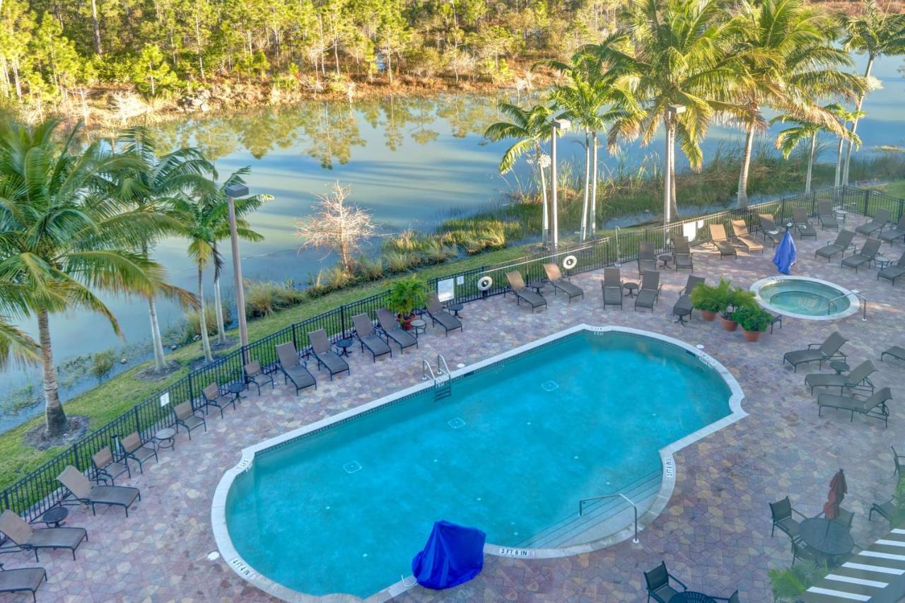 Embassy Suites Fort Myers - Estero Kültér fotó
