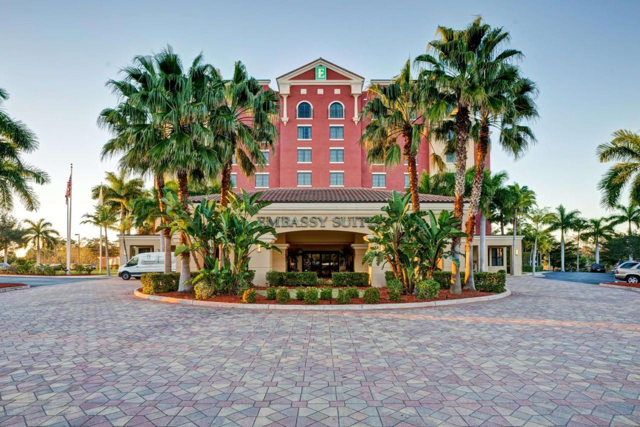 Embassy Suites Fort Myers - Estero Kültér fotó