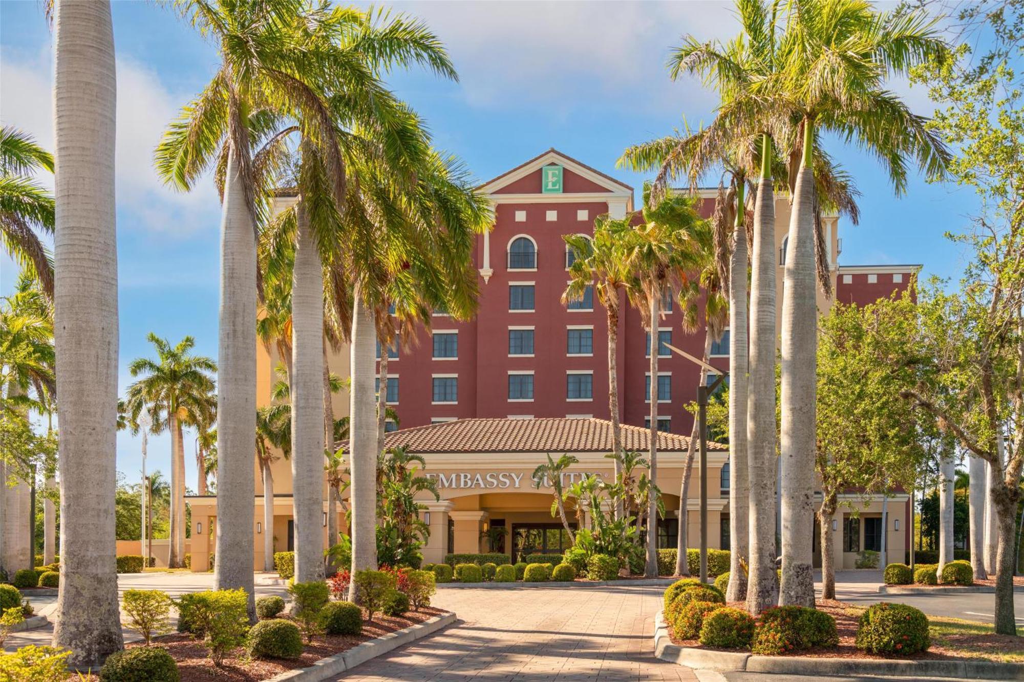 Embassy Suites Fort Myers - Estero Kültér fotó
